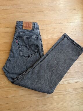 Levi’s Premium 501 Original Cropped Jeans in Grey Wash – 27